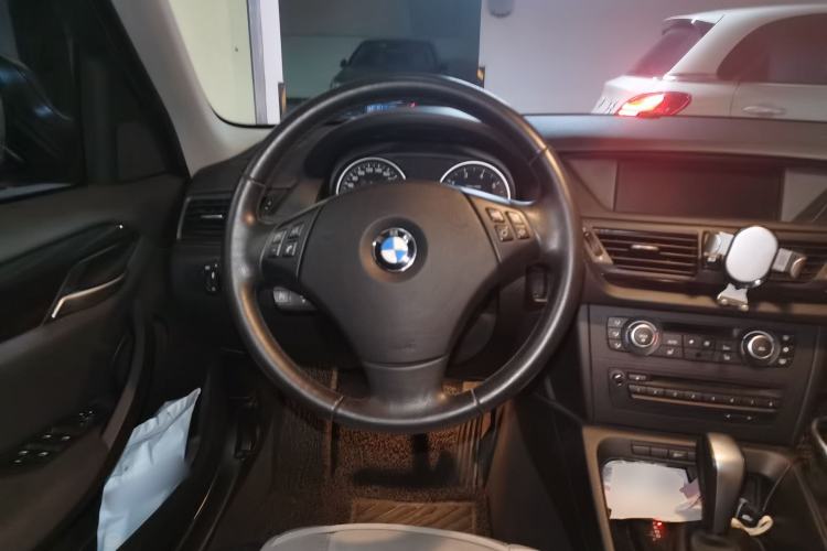 Used BMW X1 2012 sDrive18i Luxury Edition Steering Wheel