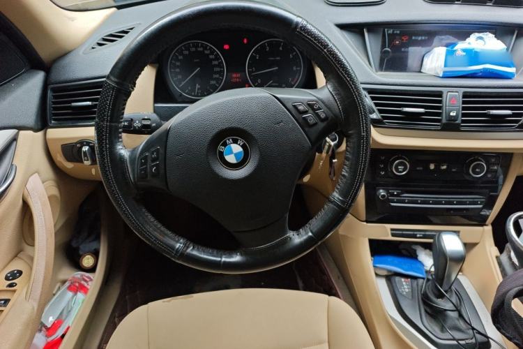 Used BMW X1 2012 sDrive18i Luxury Edition Steering Wheel