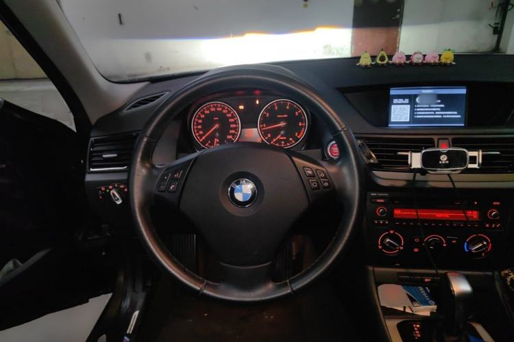 Used BMW X1 2012 sDrive18i Fashion Model Steering Wheel