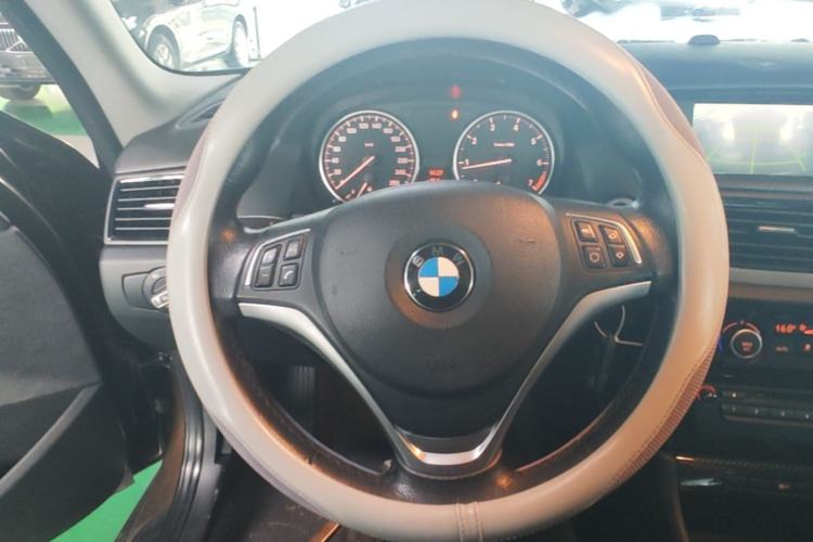 Used BMW X1 2012 sDrive18i Luxury Edition Steering Wheel