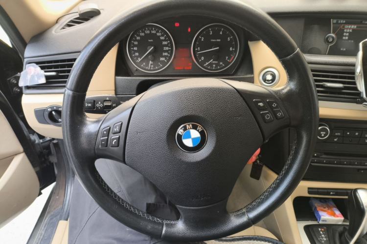 Used BMW X1 2012 sDrive20i Leading Model Steering Wheel