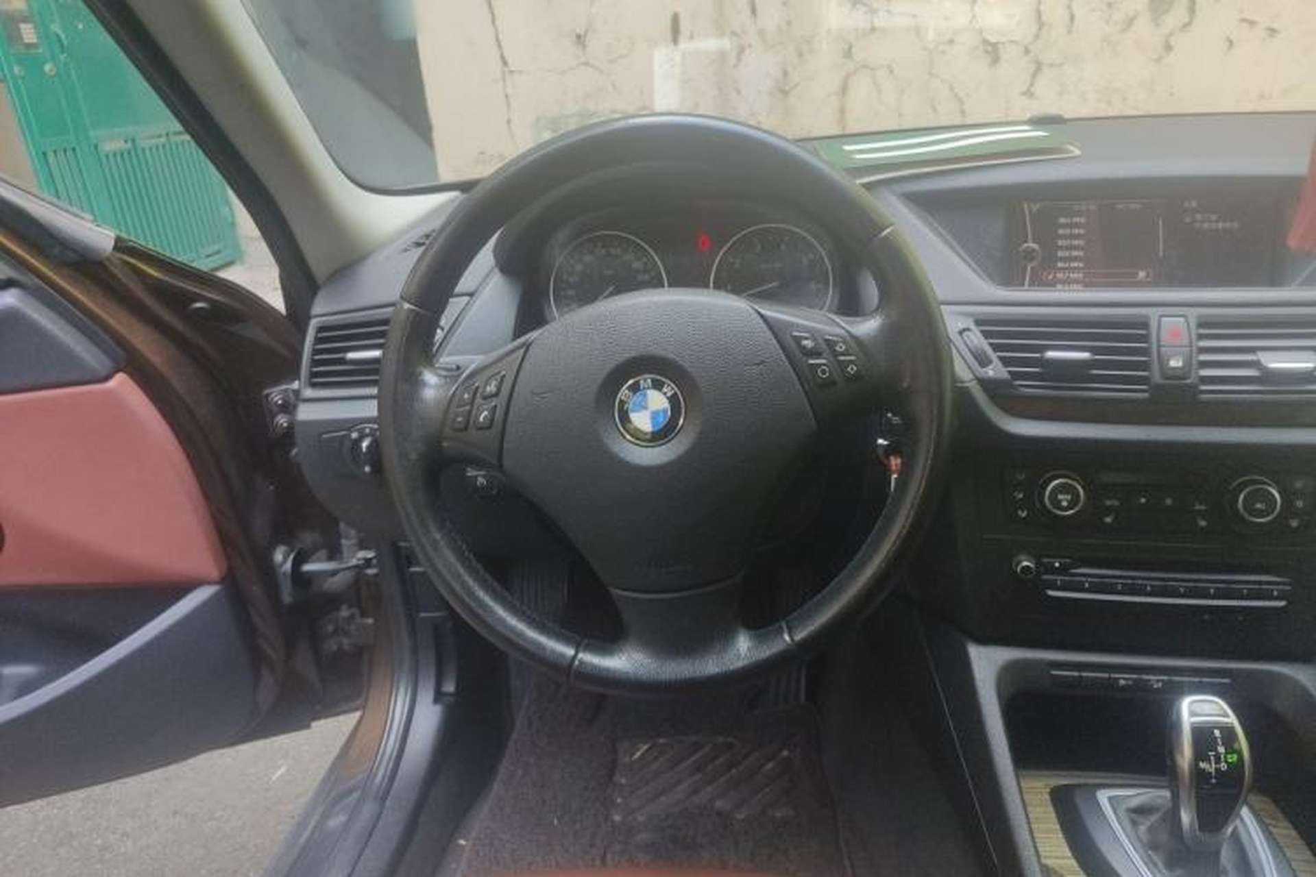 Used BMW X1 2012 xDrive20i Steering Wheel