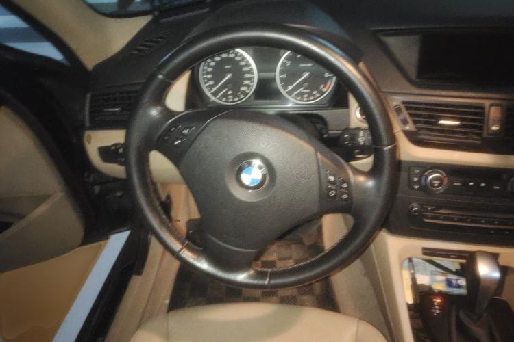 Used BMW X1 2012 sDrive18i Luxury Edition Steering Wheel