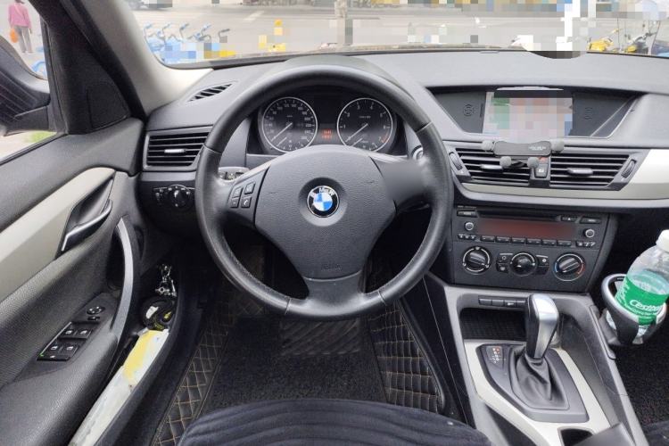 Used BMW X1 2012 sDrive18i Fashion Model Steering Wheel