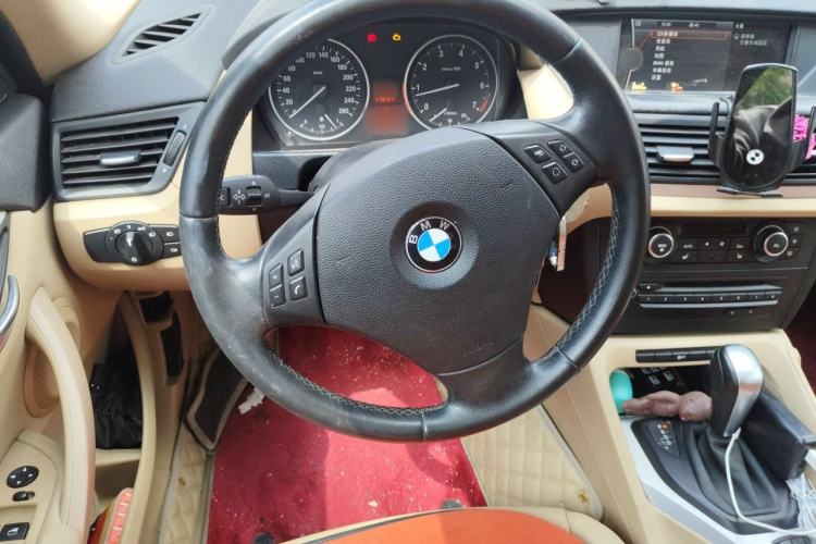 Used BMW X1 2012 sDrive18i Luxury Model Steering Wheel