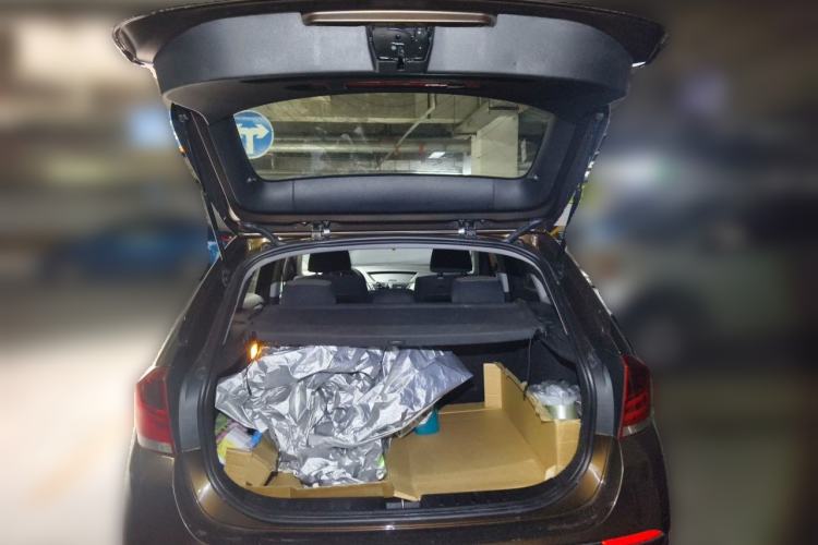Used BMW X1 2012 sDrive18i Fashion Model Trunk