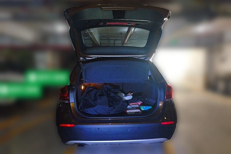 Used BMW X1 2012 xDrive28i Trunk