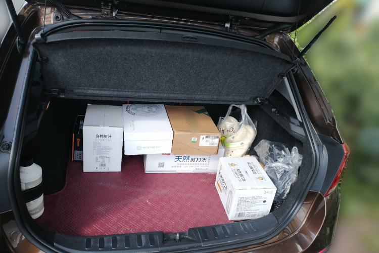 Used BMW X1 2012 sDrive20i Leading Model Trunk