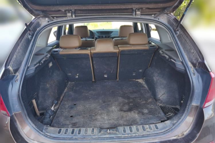 Used BMW X1 2012 xDrive20i Luxury Model Trunk