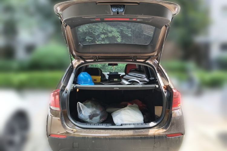 Used BMW X1 2012 sDrive18i Fashion Model Trunk