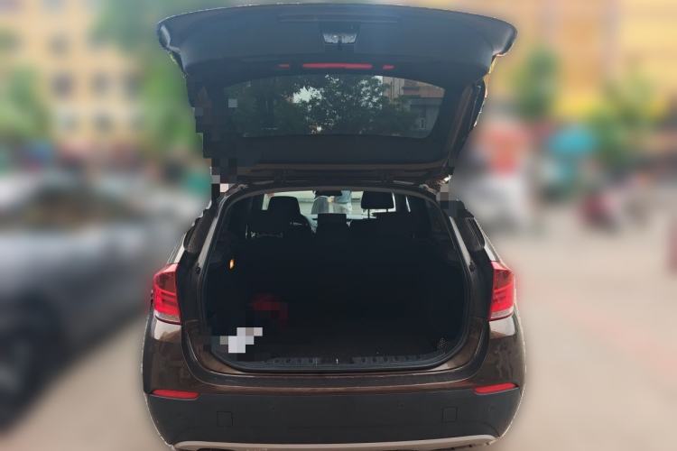 Used BMW X1 2012 sDrive18i Fashion Model Trunk