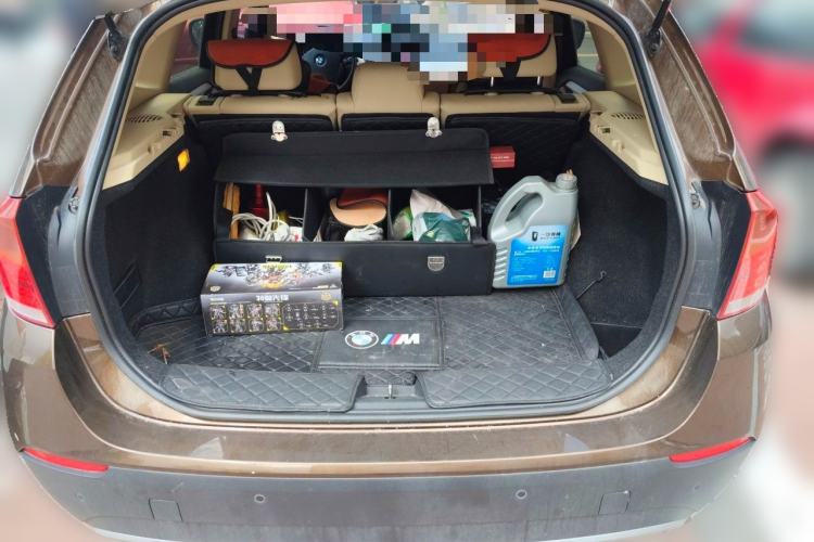 Used BMW X1 2012 sDrive18i Luxury Model Trunk