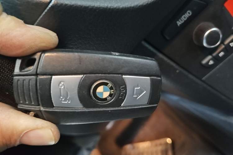 Used BMW X1 2012 sDrive18i Fashion Model Vehicle Key