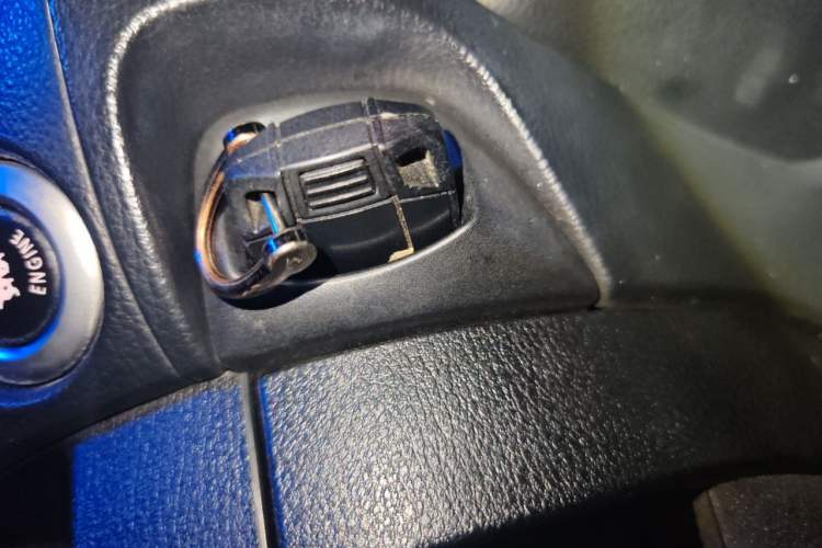Used BMW X1 2012 sDrive18i Fashion Model Vehicle Key