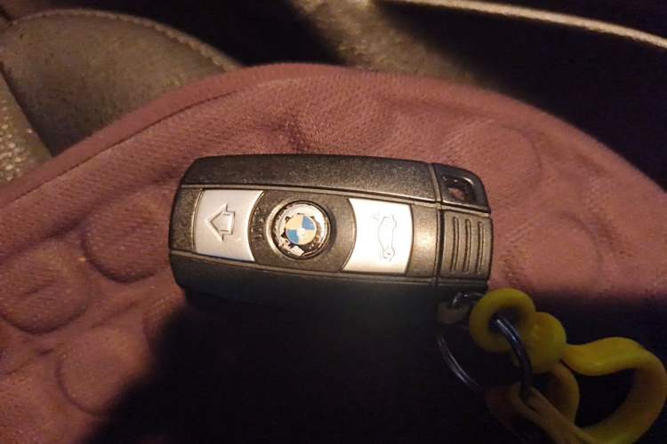 Used BMW X1 2012 xDrive28i Vehicle Key