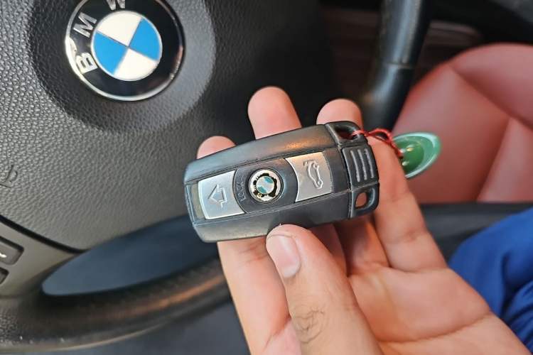 Used BMW X1 2012 xDrive20i Luxury Model Vehicle Key