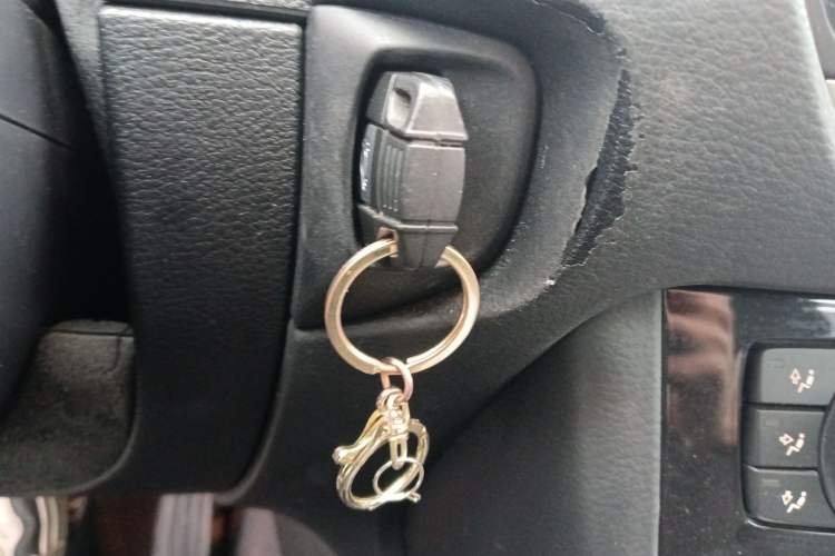 Used BMW X1 2012 sDrive18i Luxury Edition Vehicle Key