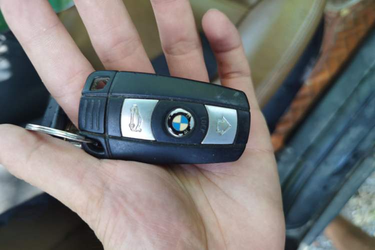 Used BMW X1 2012 xDrive20i Luxury Model Vehicle Key