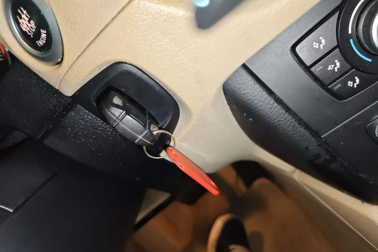 Used BMW X1 2012 xDrive20i Vehicle Key