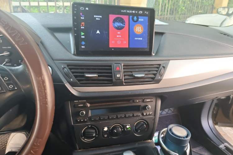 Used BMW X1 2012 sDrive18i Fashion Model Audio And AC Panel