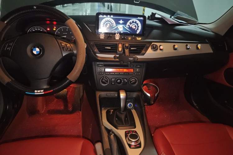 Used BMW X1 2012 sDrive18i Fashion Model Audio And AC Panel
