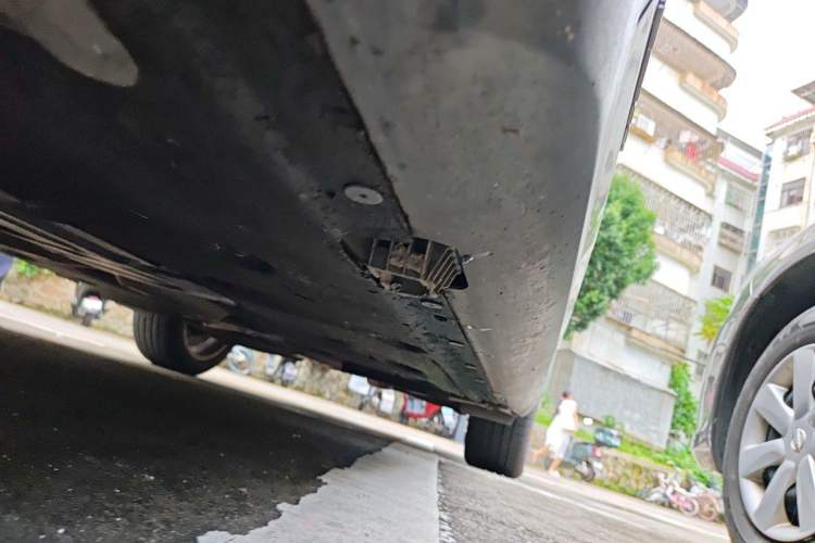 Used BMW X1 2012 sDrive20i Leading Model Chassis Front Left