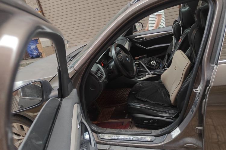 Used BMW X1 2012 sDrive18i Luxury Edition Driver Seat