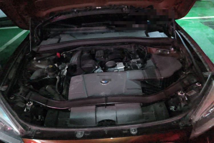 Used BMW X1 2012 sDrive18i Luxury Edition Engine Bay