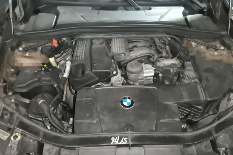 Used BMW X1 2012 sDrive18i Luxury Edition Engine Bay