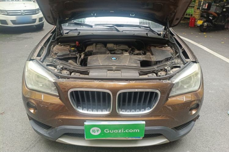 Used BMW X1 2012 sDrive18i Luxury Edition Engine Bay