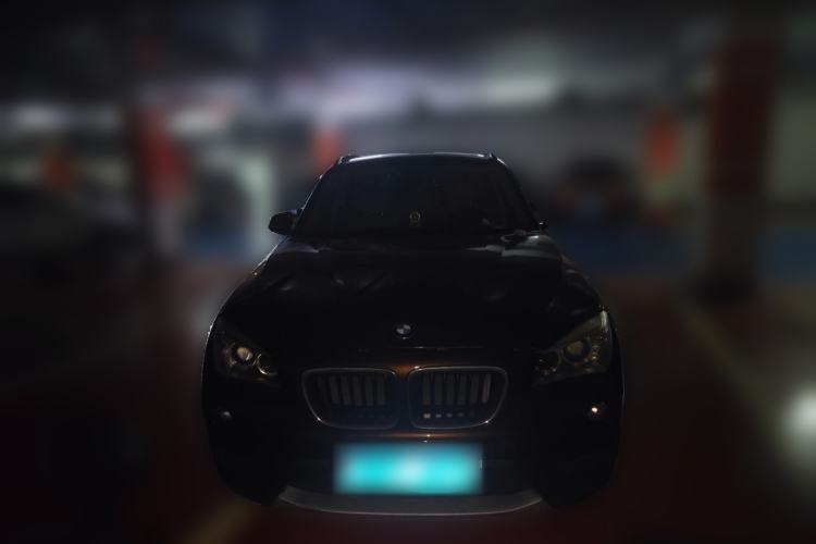 Used BMW X1 2012 sDrive18i Luxury Edition Front