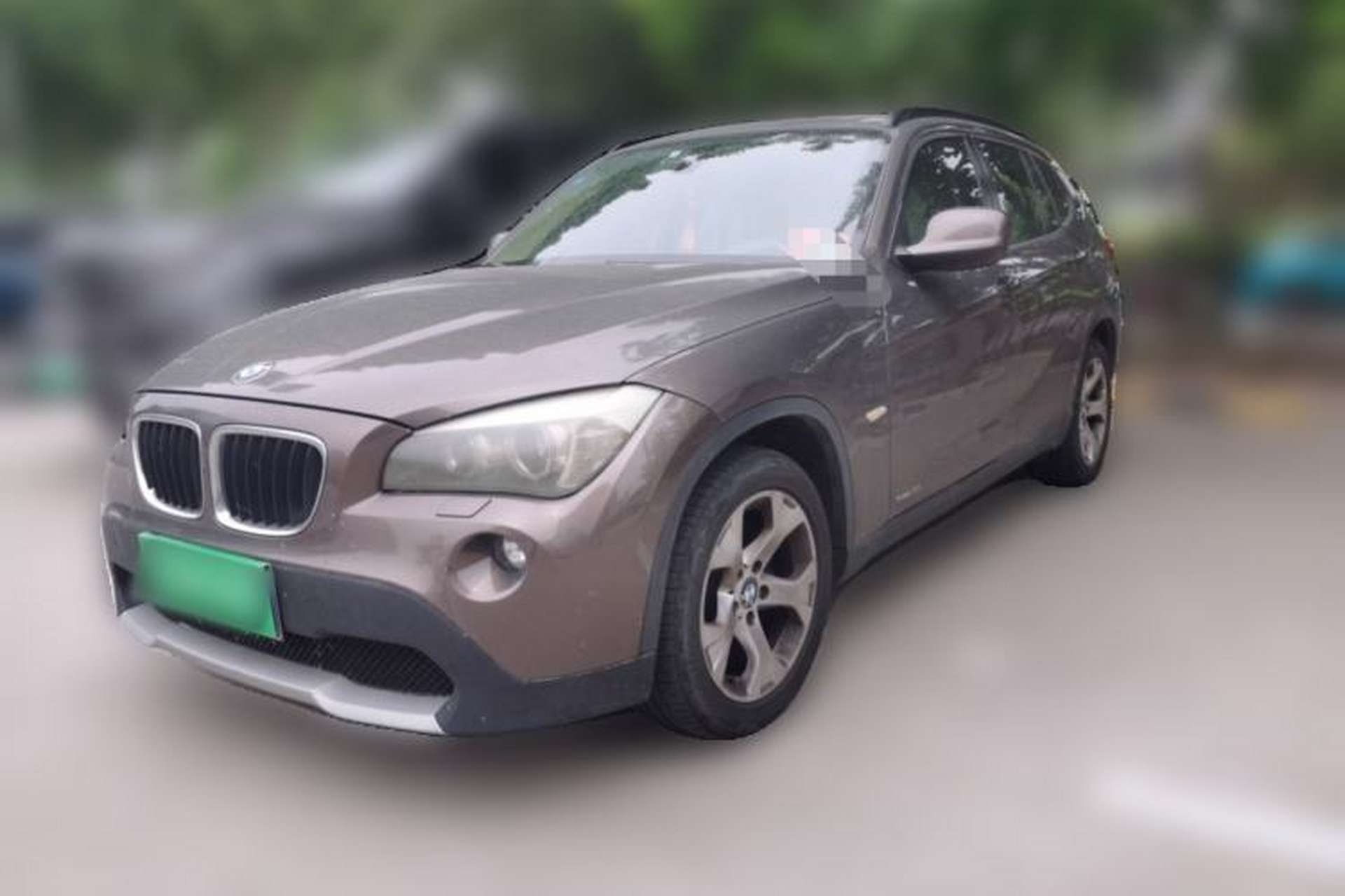 Used BMW X1 2012 sDrive18i Luxury Model Front Left 45 Deg