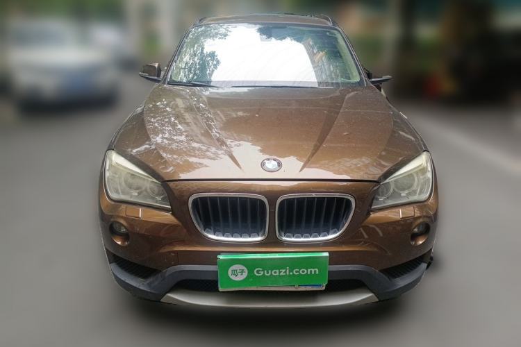 Used BMW X1 2012 sDrive18i Luxury Edition Front