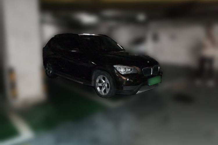 Used BMW X1 2012 sDrive18i Luxury Edition Front Right 45 Deg