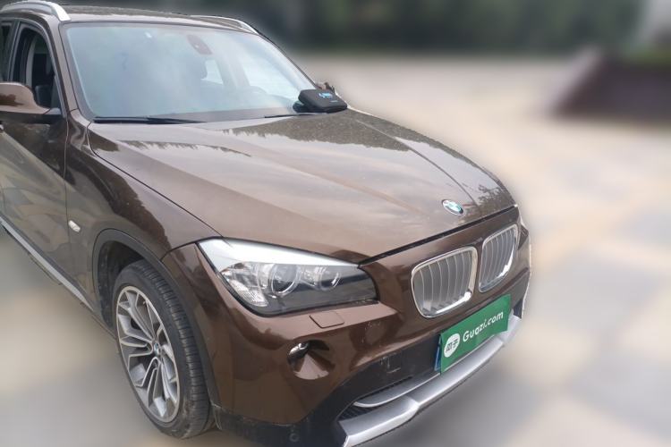 Used BMW X1 2012 xDrive28i Front Right 45 Deg