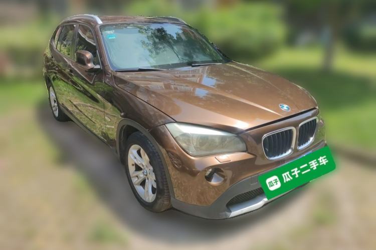 Used BMW X1 2012 sDrive18i Luxury Model Front Right 45 Deg