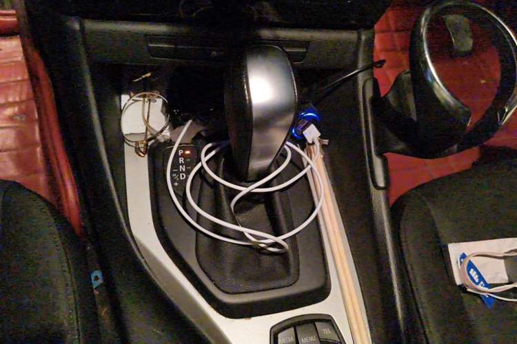 Used BMW X1 2012 sDrive18i Luxury Edition Gear Lever