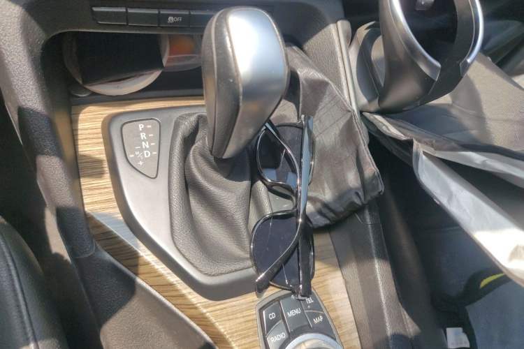 Used BMW X1 2012 sDrive18i Luxury Model Gear Lever