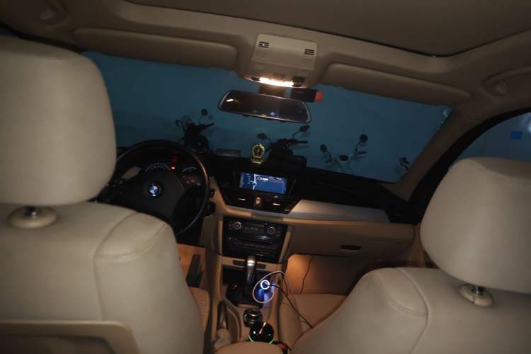 Used BMW X1 2012 sDrive18i Luxury Edition Headliner