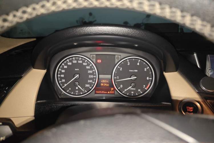 Used BMW X1 2012 sDrive18i Luxury Edition Instrument Cluster