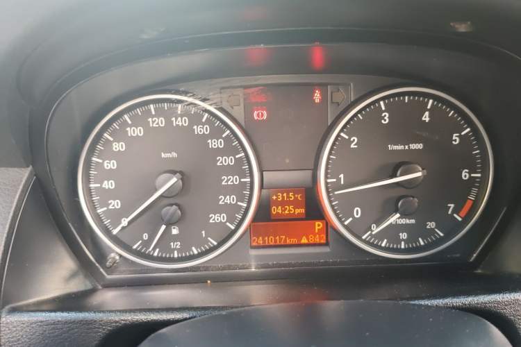 Used BMW X1 2012 sDrive18i Fashion Model Instrument Cluster