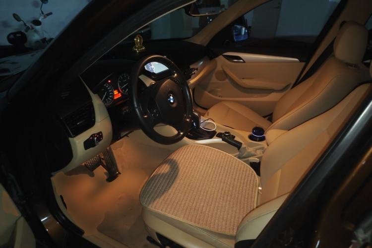 Used BMW X1 2012 sDrive18i Luxury Edition Left Front Seat