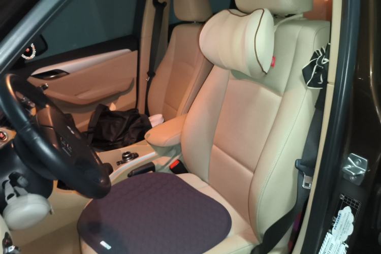 Used BMW X1 2012 sDrive18i Luxury Edition Left Front Seat