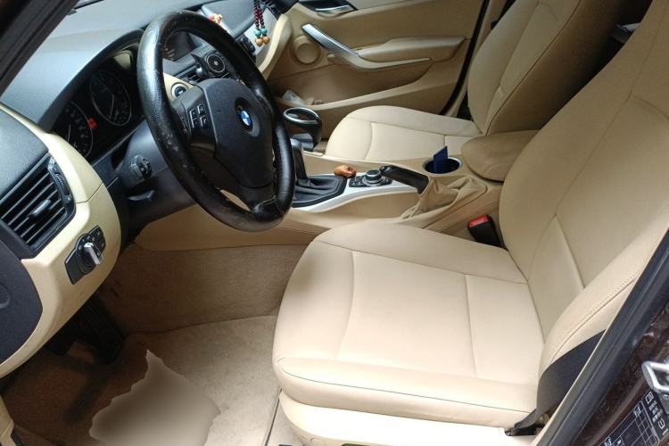 Used BMW X1 2012 sDrive18i Luxury Edition Left Front Seat