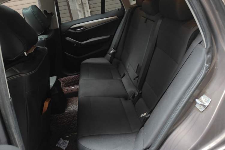 Used BMW X1 2012 sDrive18i Luxury Edition Left Rear Seat