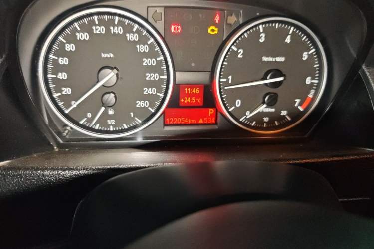Used BMW X1 2012 sDrive18i Fashion Model Odometer Close Up