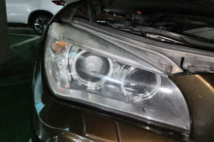 Used BMW X1 2012 sDrive18i Luxury Edition Right Front Headlight