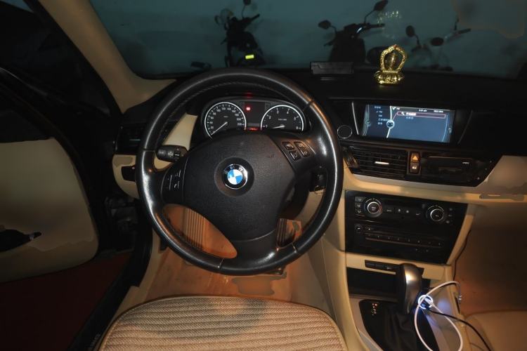 Used BMW X1 2012 sDrive18i Luxury Edition Steering Wheel