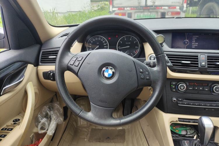 Used BMW X1 2012 sDrive18i Luxury Model Steering Wheel