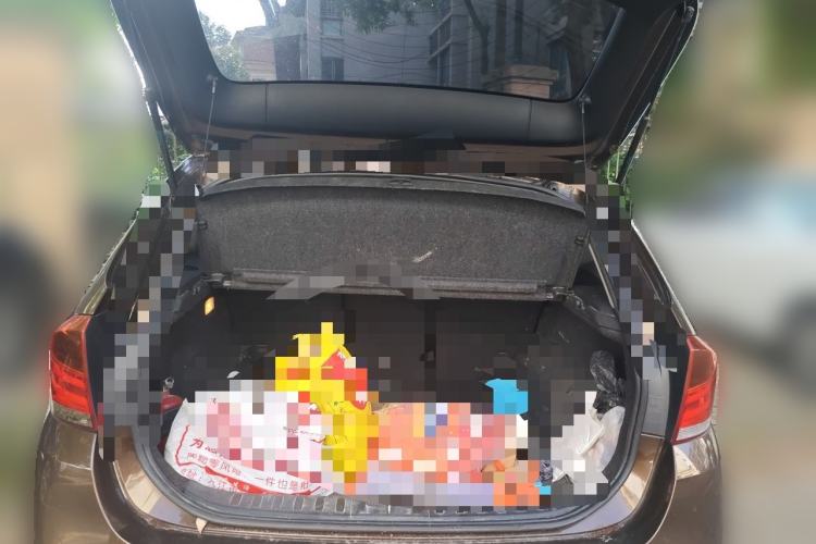Used BMW X1 2012 sDrive18i Fashion Model Trunk